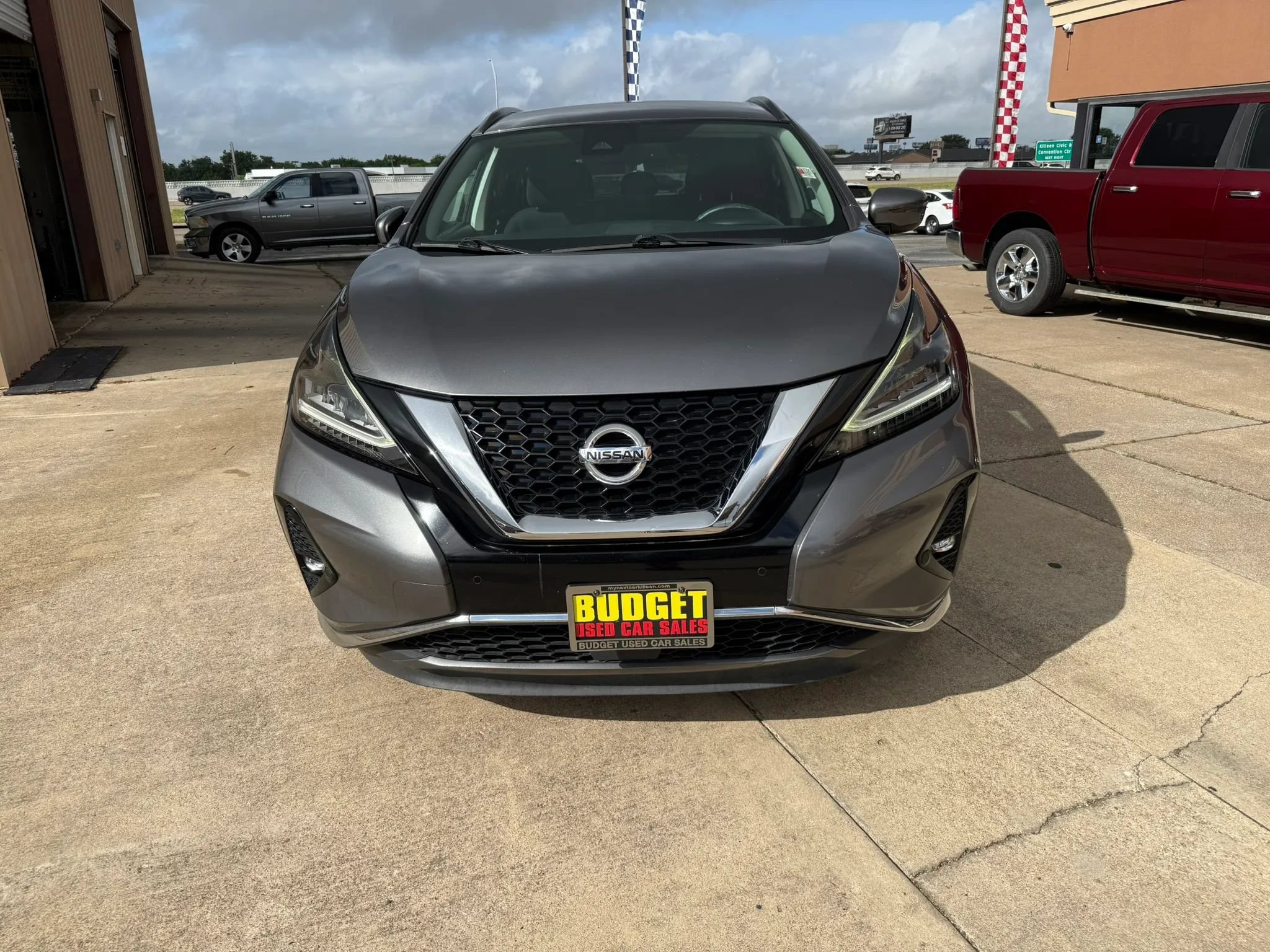 Used 2021 Nissan Murano SV FWD image 2