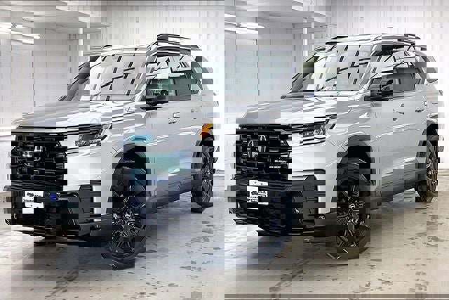 New 2026 Honda Pilot Black Edition image 2