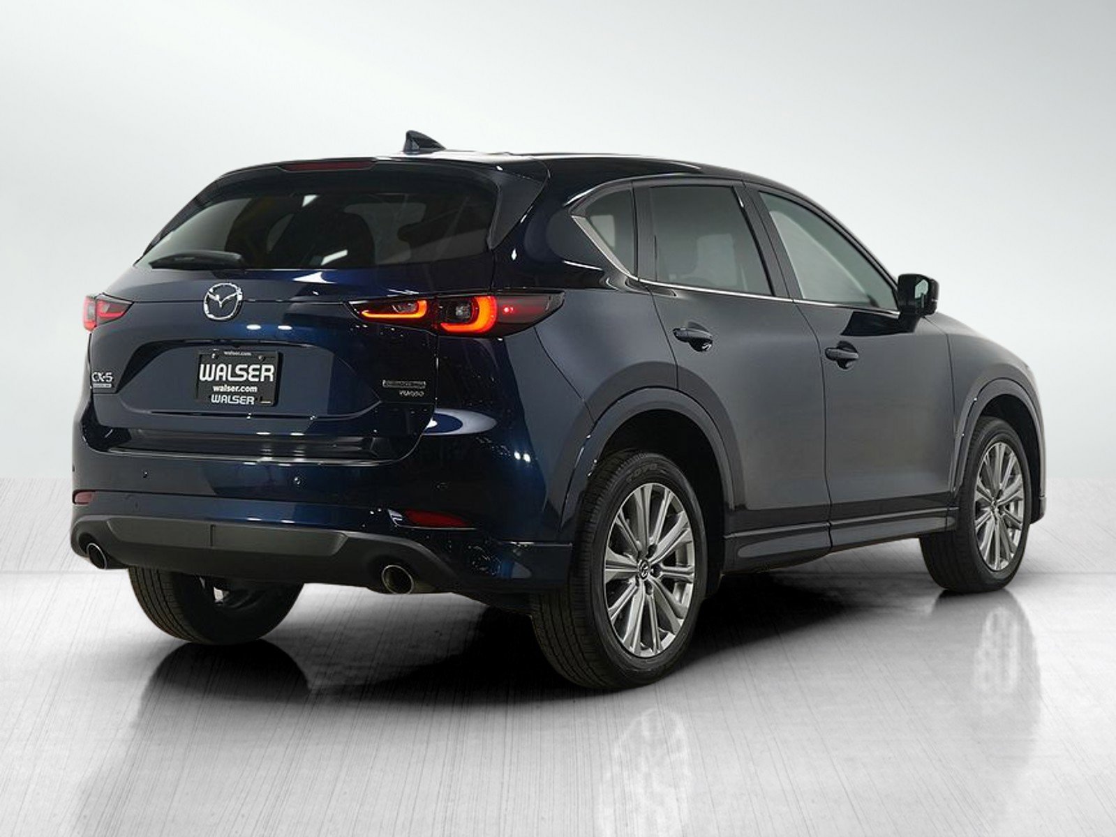 Used 2023 MAZDA CX-5 Signature image 5