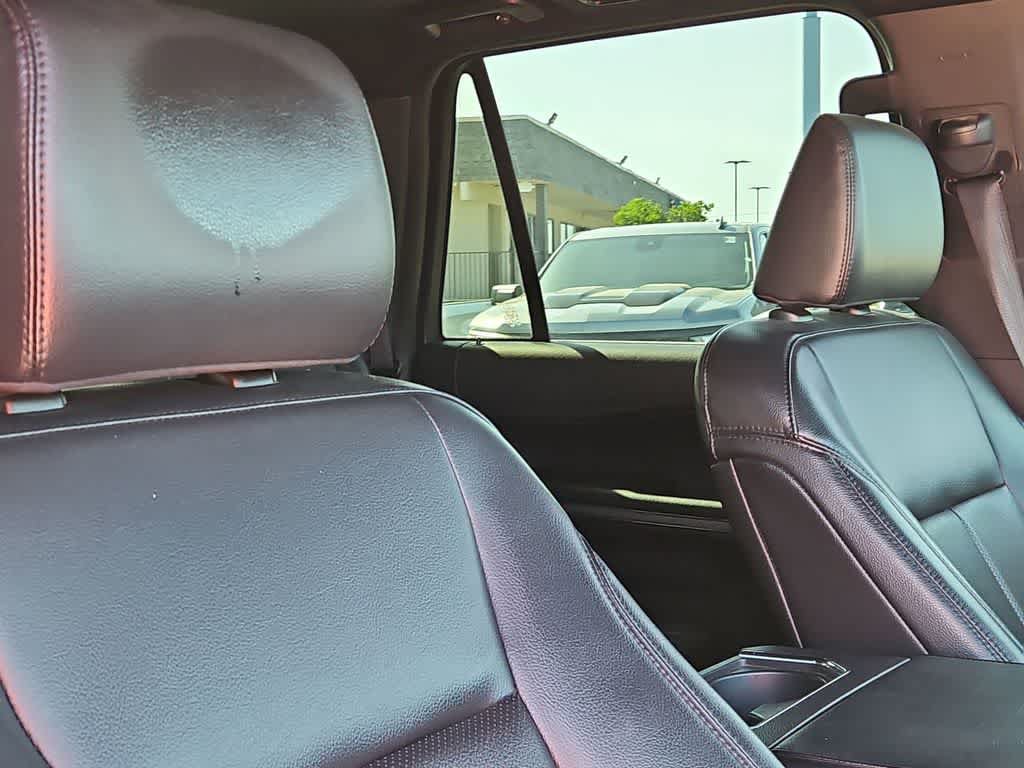 Used 2021 Ford Expedition Max XLT RWD image 18