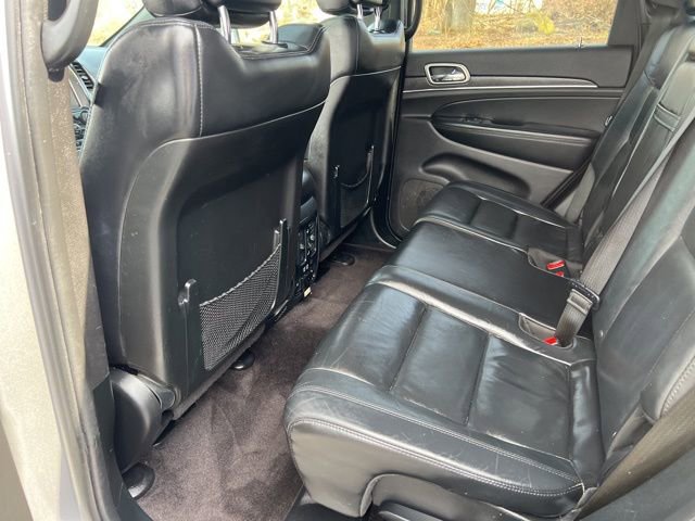Used 2018 Jeep Grand Cherokee Limited AWD/4WD image 17