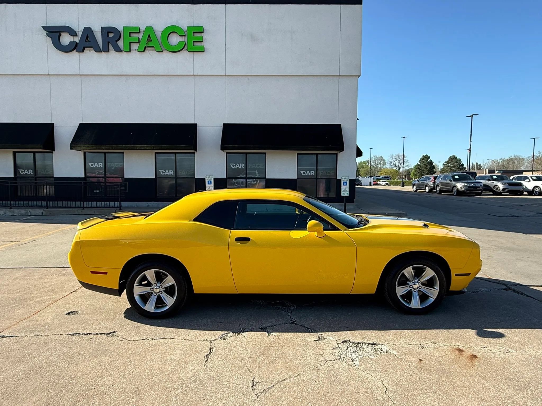 Used 2018 Dodge Challenger SXT w/ Driver Convenience Group RWD image 16