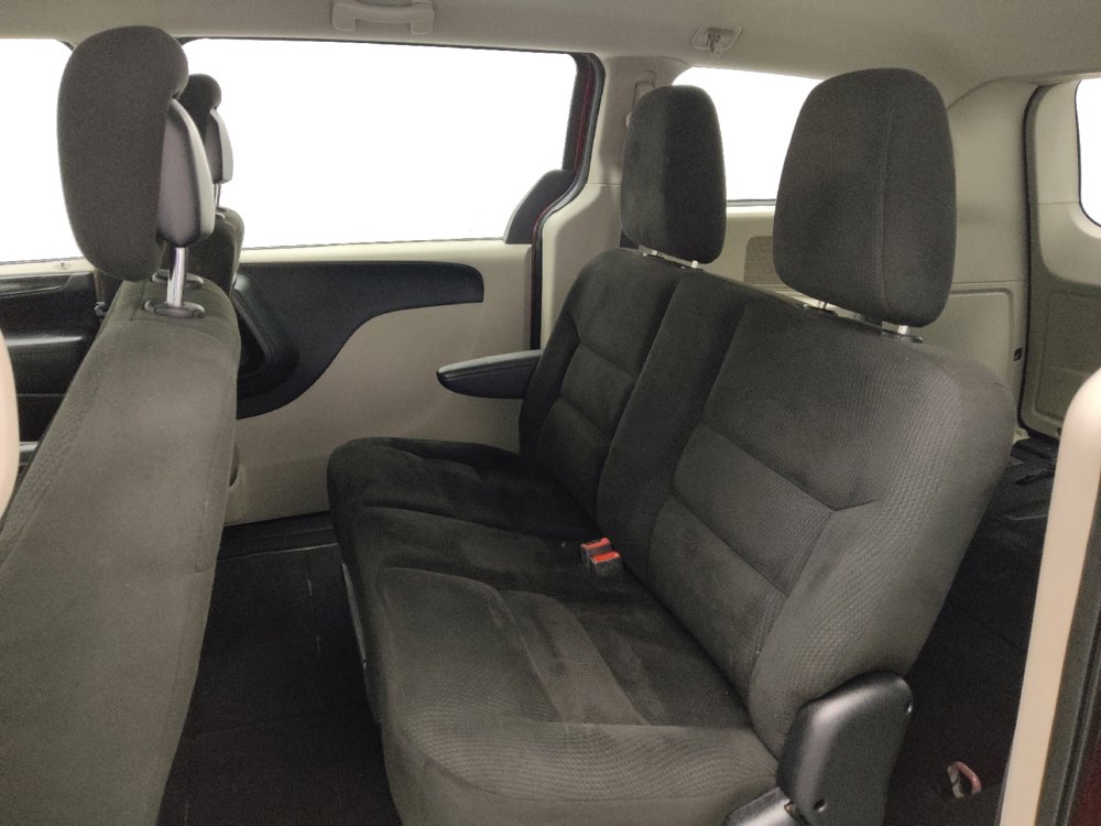 Used 2015 Dodge Grand Caravan American Value Package image 18