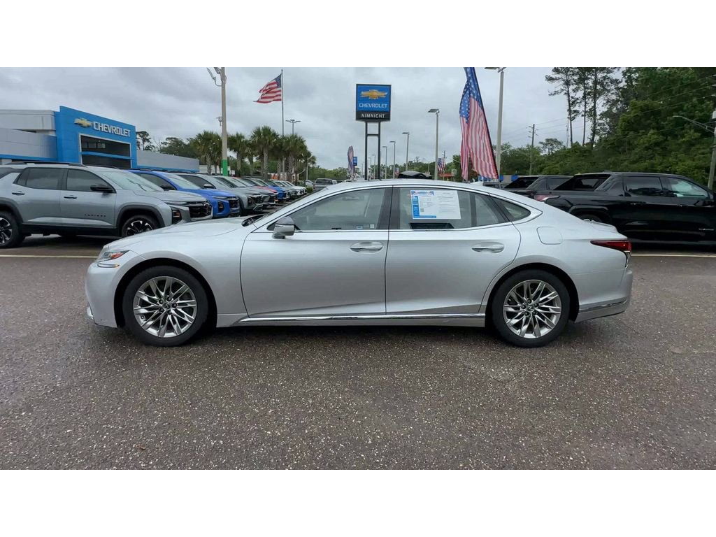 Used 2019 Lexus LS 500 w/ Accessory Package (Z2) RWD image 5