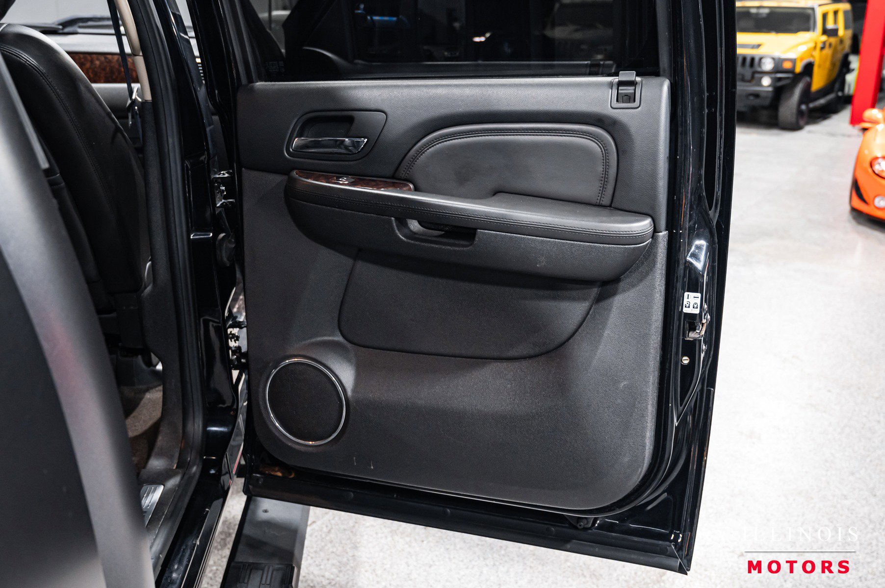 Used 2011 GMC Sierra 3500 Denali image 35