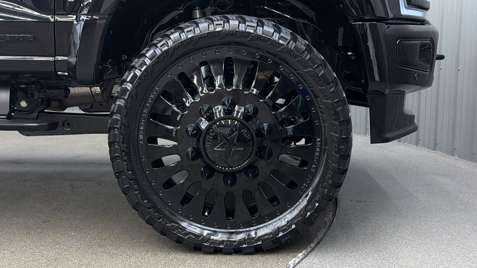Used 2026 Ford F450 Platinum w/ Platinum Plus Package AWD/4WD image 9