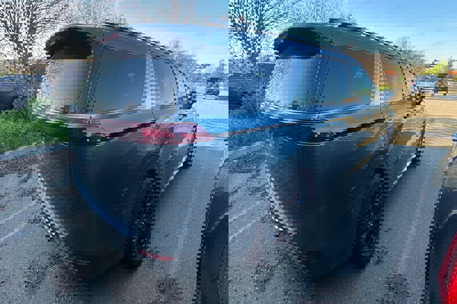 Used 2024 Kia Carnival SX image 2