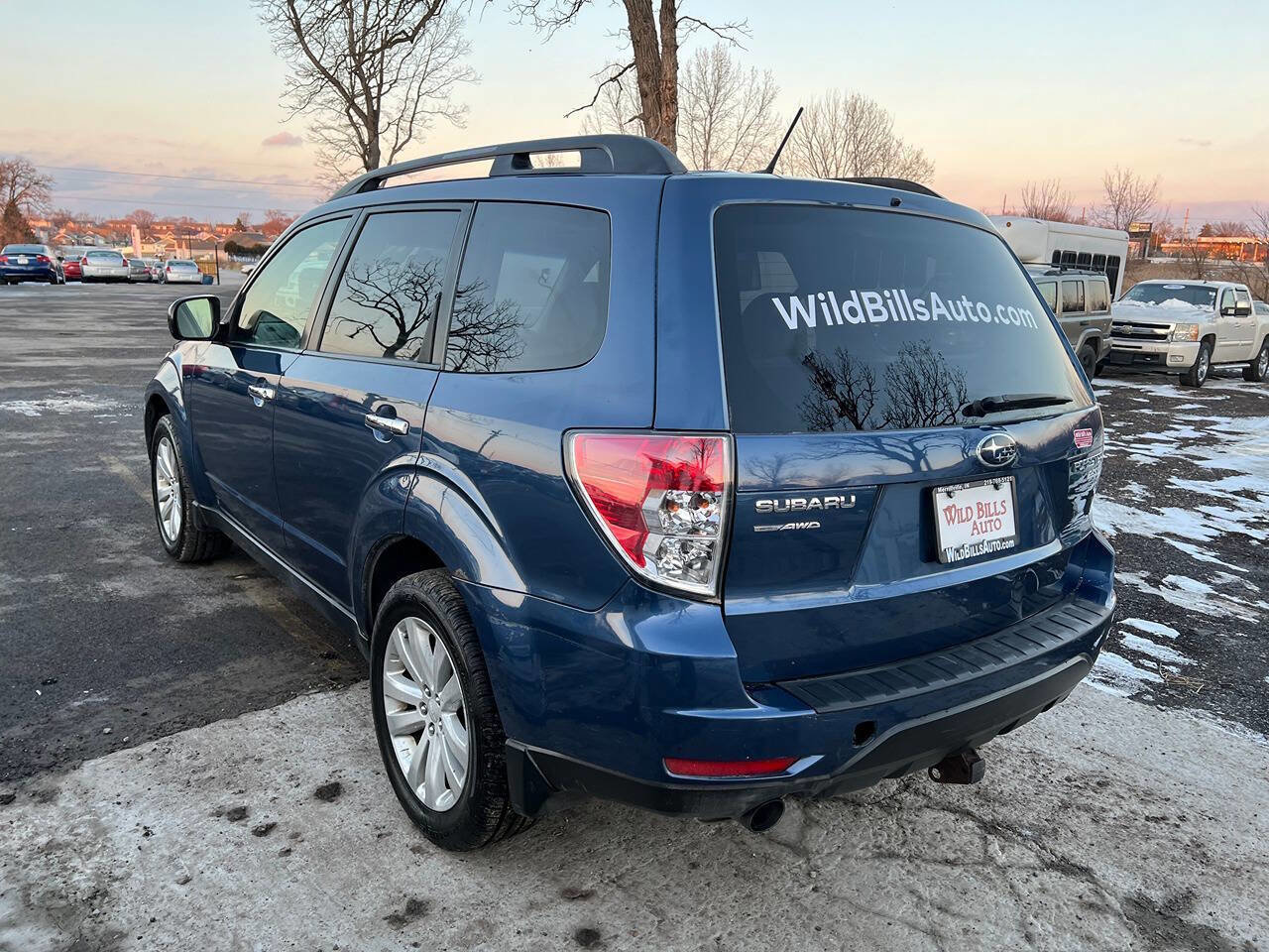 Used 2013 Subaru Forester 2.5X Limited AWD/4WD image 4