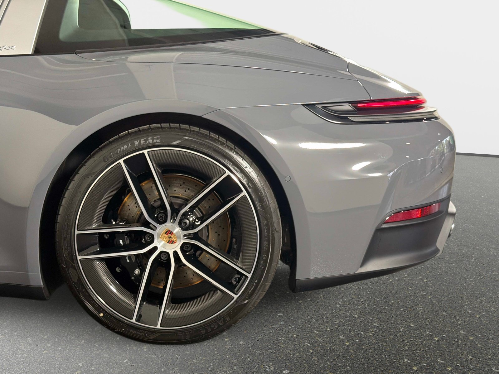 Used 2026 Porsche 911 Targa 4S AWD/4WD image 15