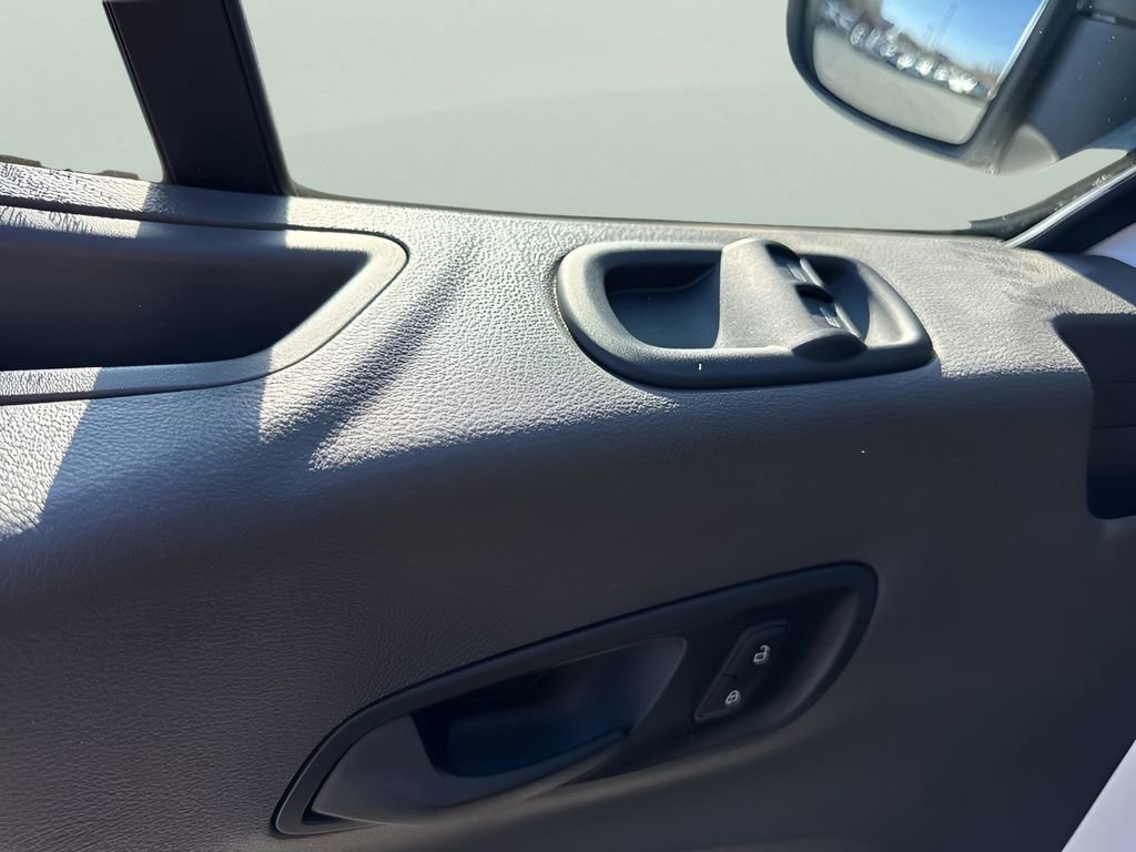 Used 2020 Ford Transit 350 XLT image 23