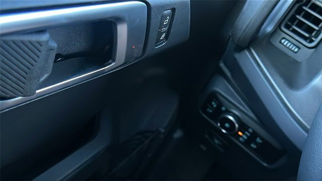 New 2025 Ford Bronco Badlands image 31