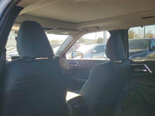 New 2026 Mitsubishi Outlander SEL FWD image 14