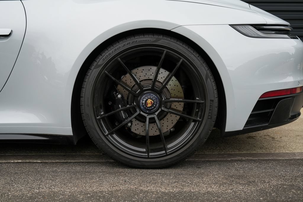 Certified 2024 Porsche 911 Carrera 4 GTS AWD/4WD image 13