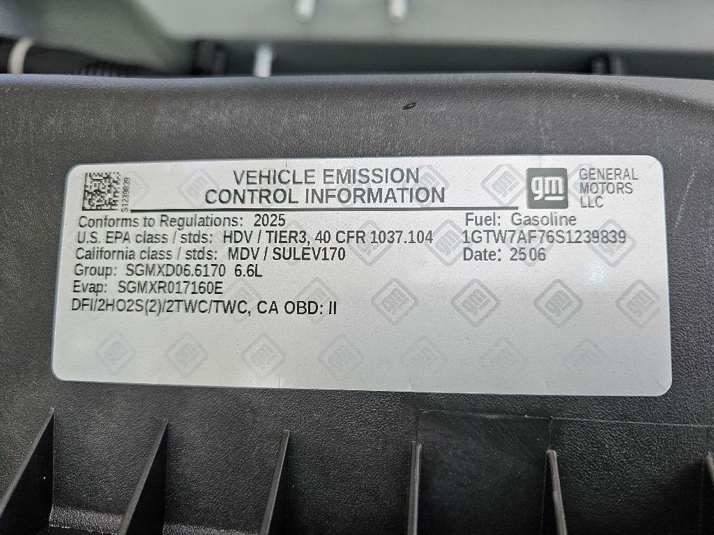 New 2025 GMC Savana 2500 w/ Driver Convenience Package RWD image 17