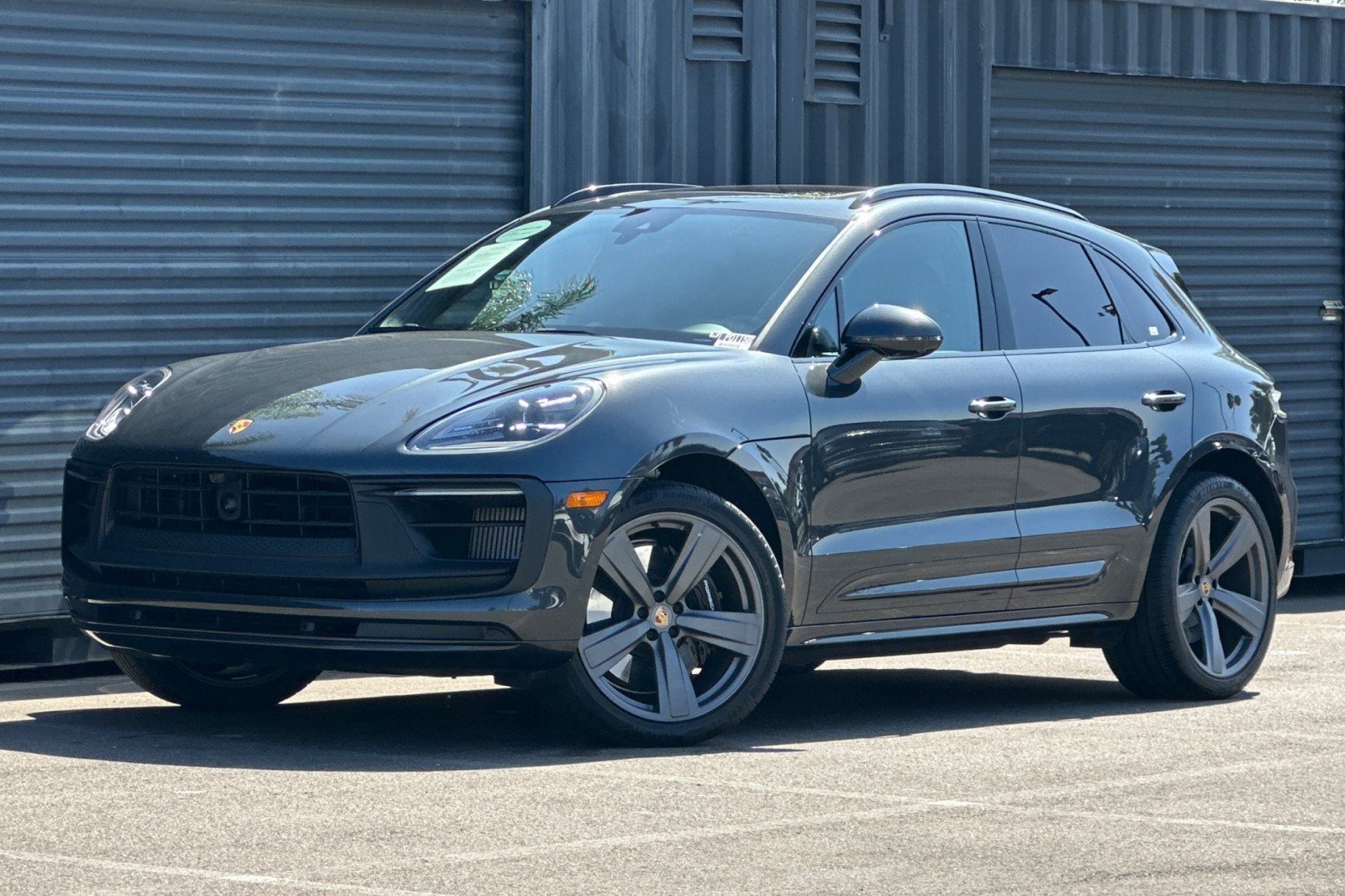 Certified 2023 Porsche Macan GTS AWD/4WD image 1