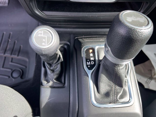 Used 2020 Jeep Wrangler Sport AWD/4WD image 24