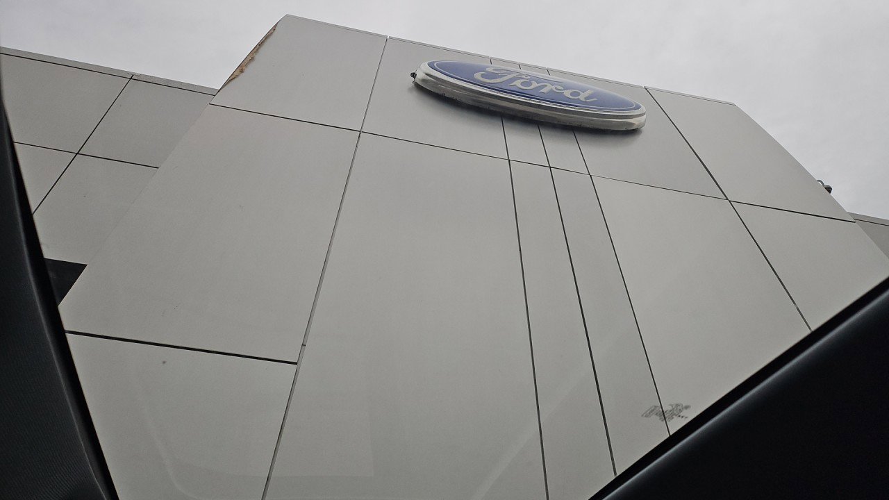 New 2026 Ford F250 Lariat w/ Black Appearance Package image 16