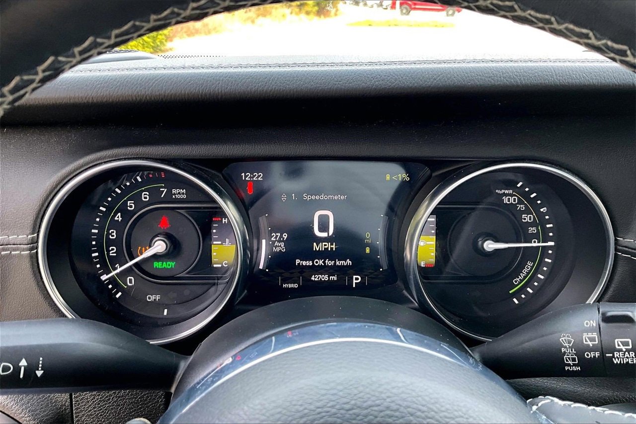 Used 2022 Jeep Wrangler Unlimited Sahara image 10