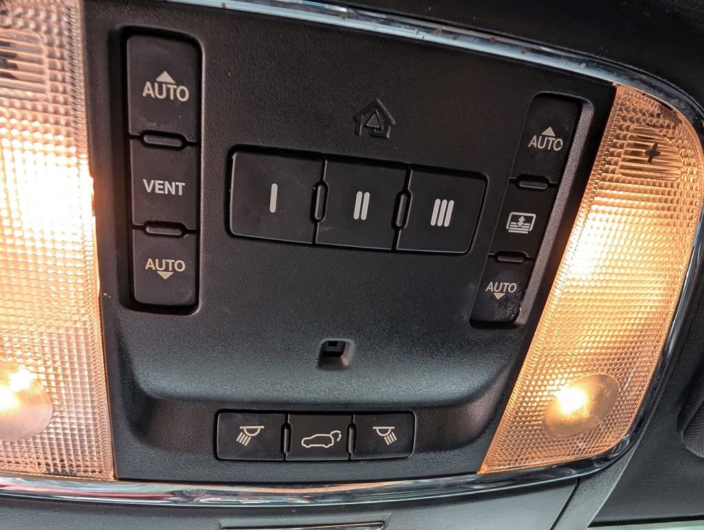 Used 2018 Jeep Grand Cherokee Trailhawk w/ Trailhawk Luxury Group image 16