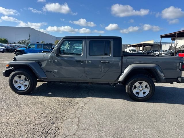 Used 2022 Jeep Gladiator Sport AWD/4WD image 8