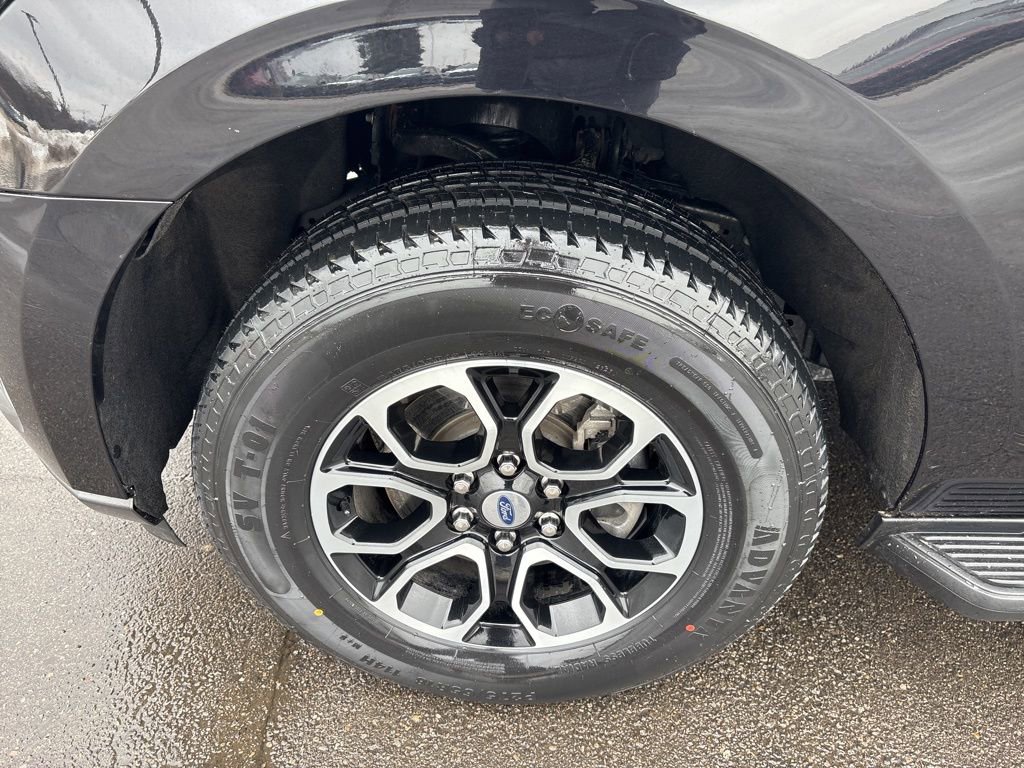 Used 2024 Ford Expedition Max XLT image 8