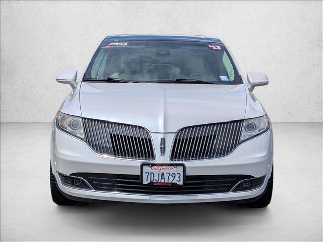 Used 2013 Lincoln MKT AWD image 2