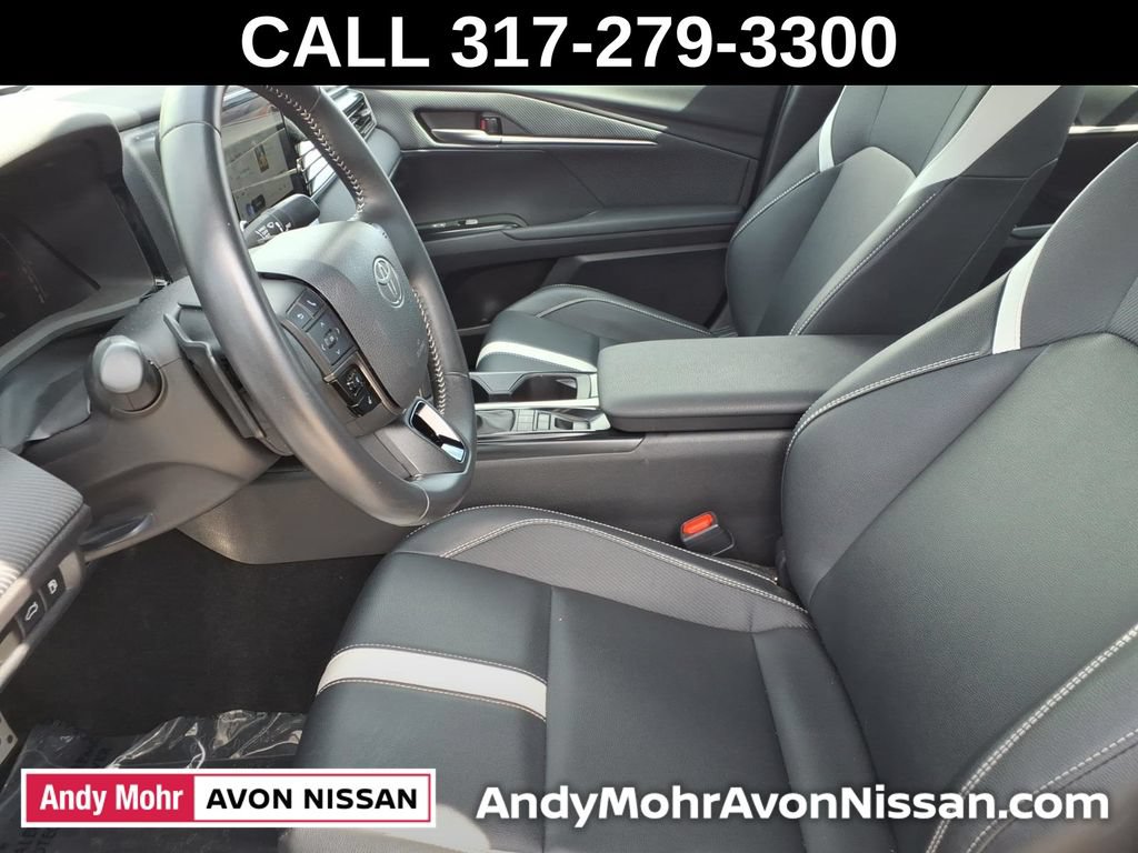 Used 2025 Toyota Camry SE FWD image 18