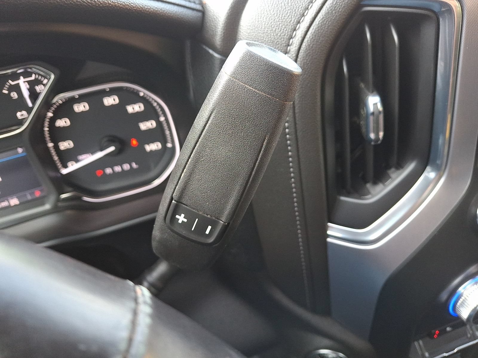 Used 2022 GMC Sierra 3500 SLE w/ SLE Convenience Package AWD/4WD image 16