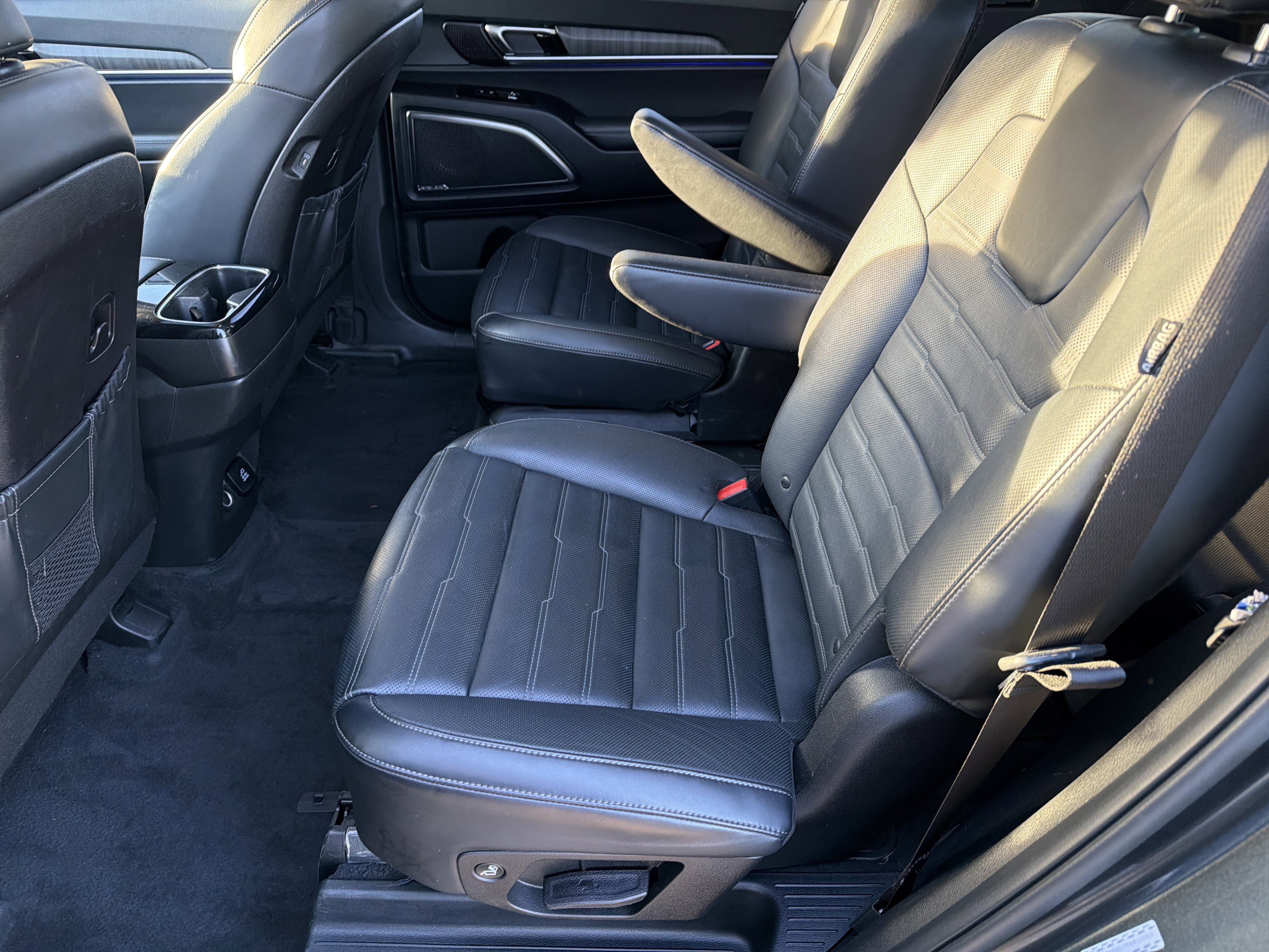 Used 2024 Kia Telluride SX Prestige AWD/4WD image 22