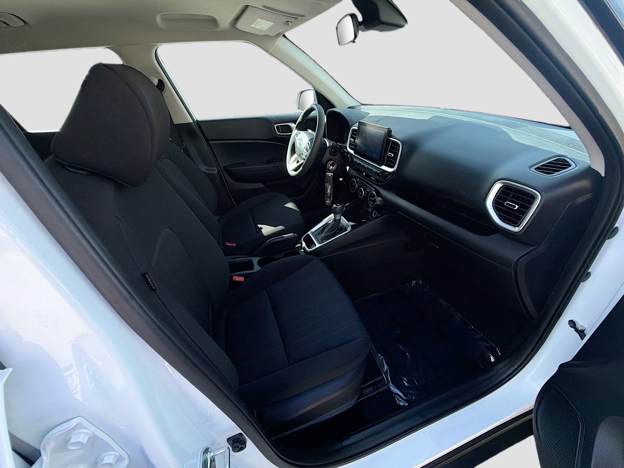 Used 2022 Hyundai Venue SE FWD image 28