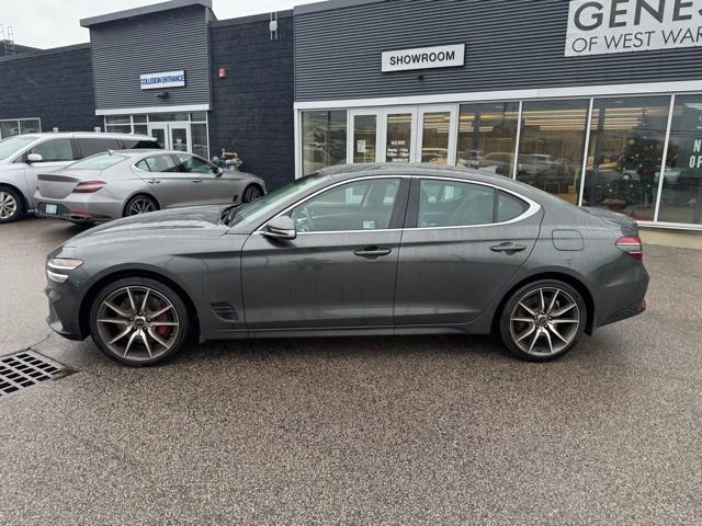Used 2025 Genesis G70 2.5T image 5
