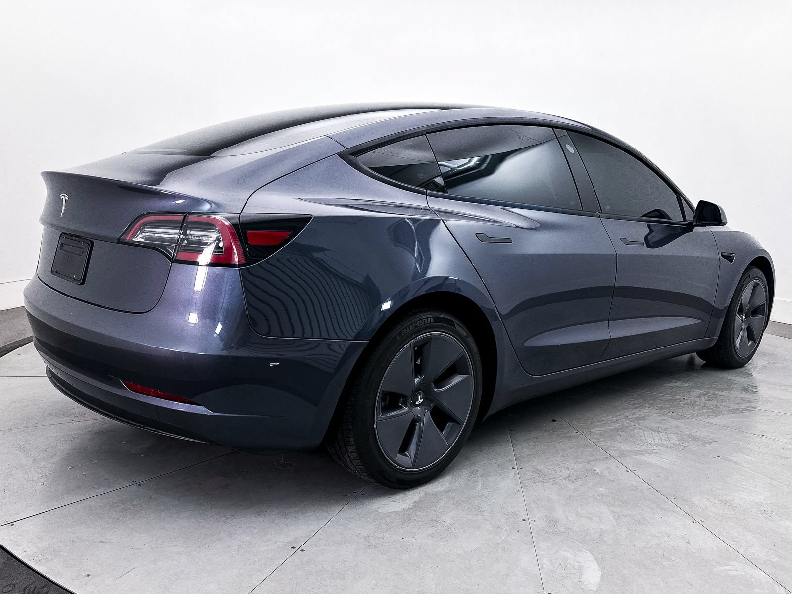 Used 2023 Tesla Model 3 Standard Range RWD image 15