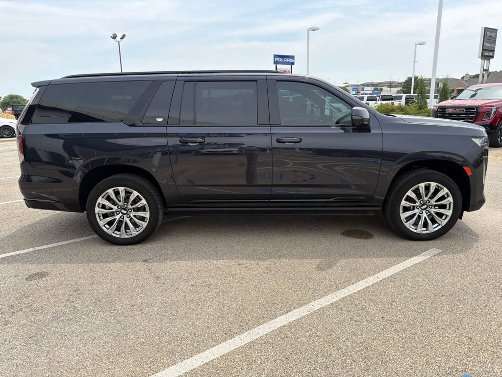 Certified 2024 Cadillac Escalade ESV Sport Platinum w/ LPO, ONYX Package AWD/4WD image 6
