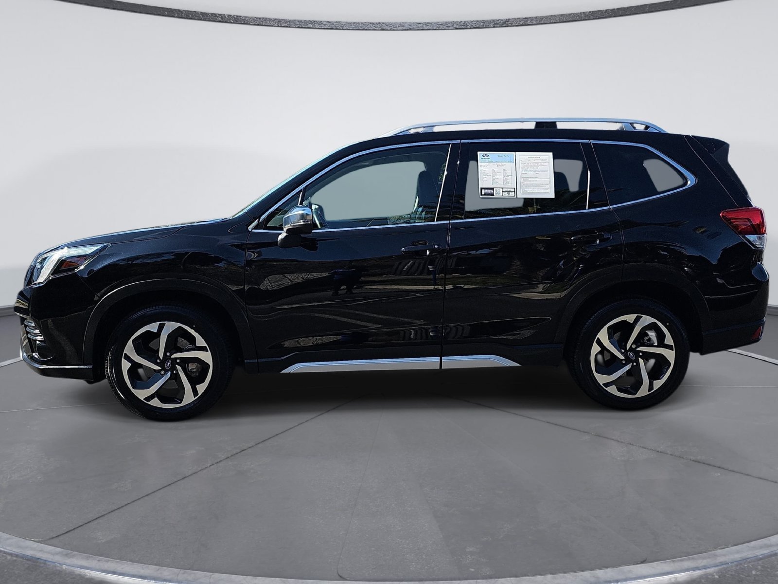Certified 2023 Subaru Forester Touring AWD/4WD image 6
