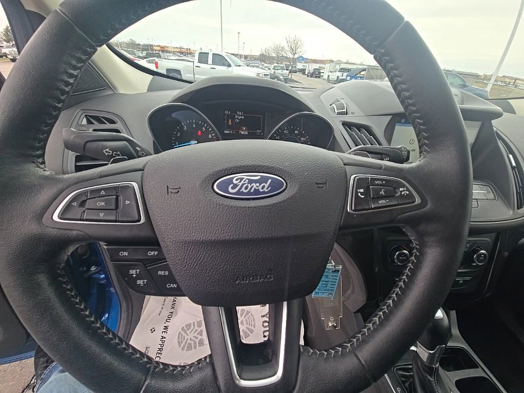 Used 2017 Ford Escape SE w/ Equipment Group 201A image 16