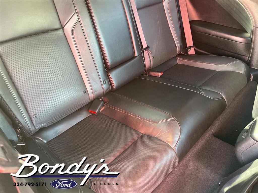 Used 2019 Dodge Challenger SXT w/ Plus Package image 16
