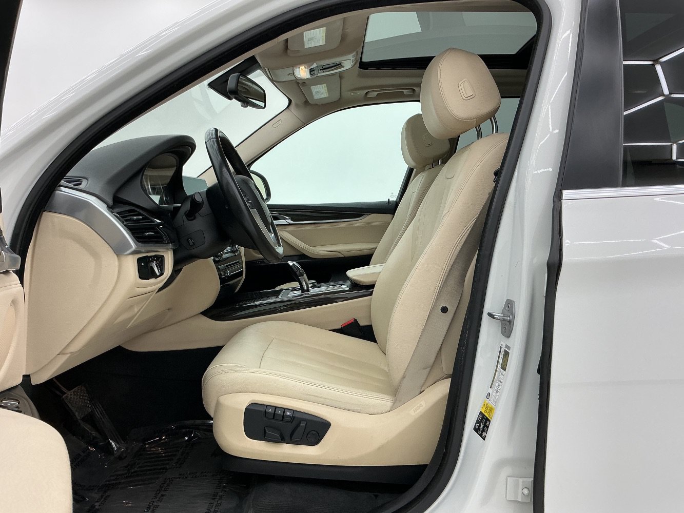 Used 2016 BMW X5 xDrive35i AWD/4WD image 16