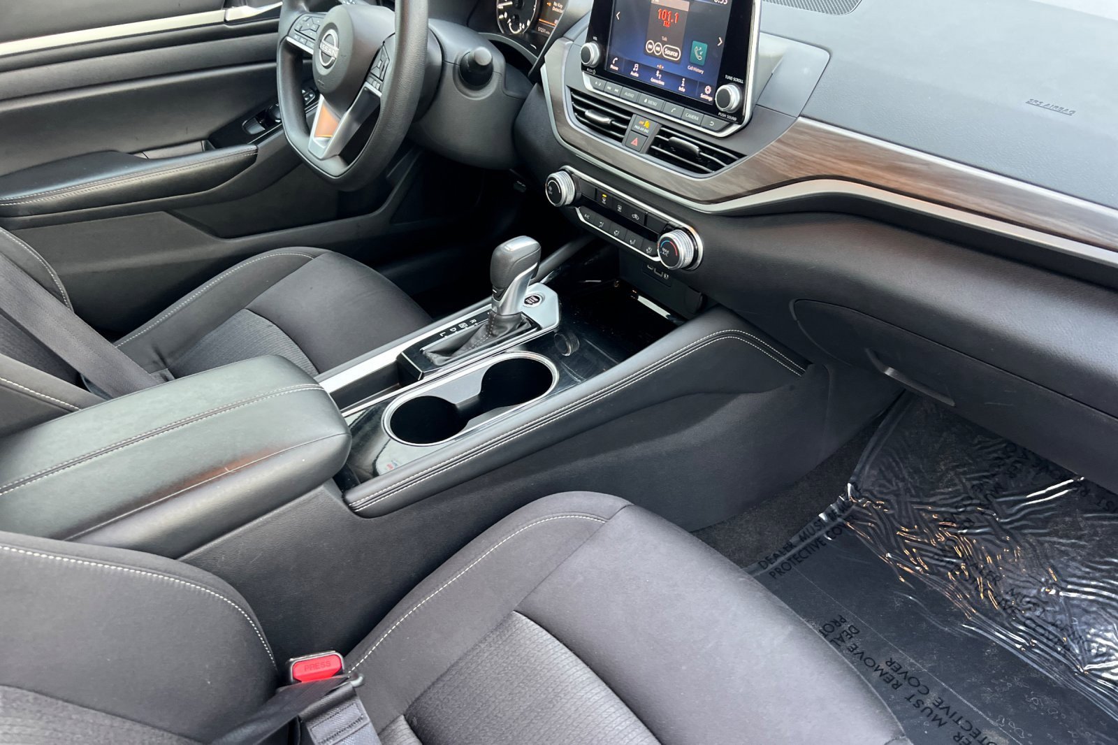 Used 2023 Nissan Altima 2.5 SV image 12