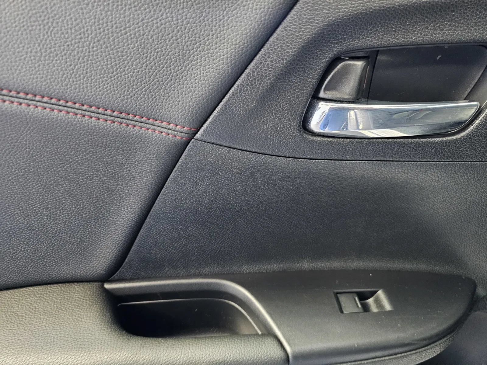 Used 2017 Honda Accord Sport Special Edition image 11
