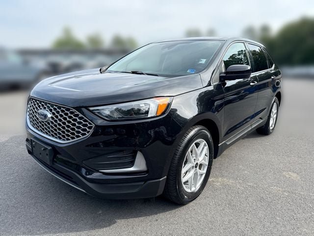 Used 2024 Ford Edge SEL