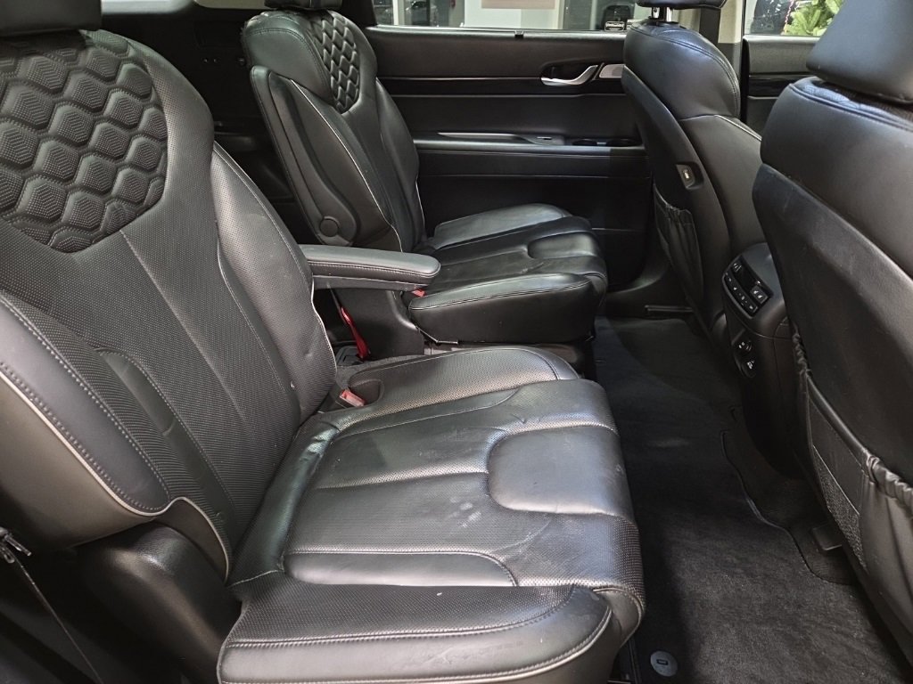 Used 2022 Hyundai Palisade Limited image 17