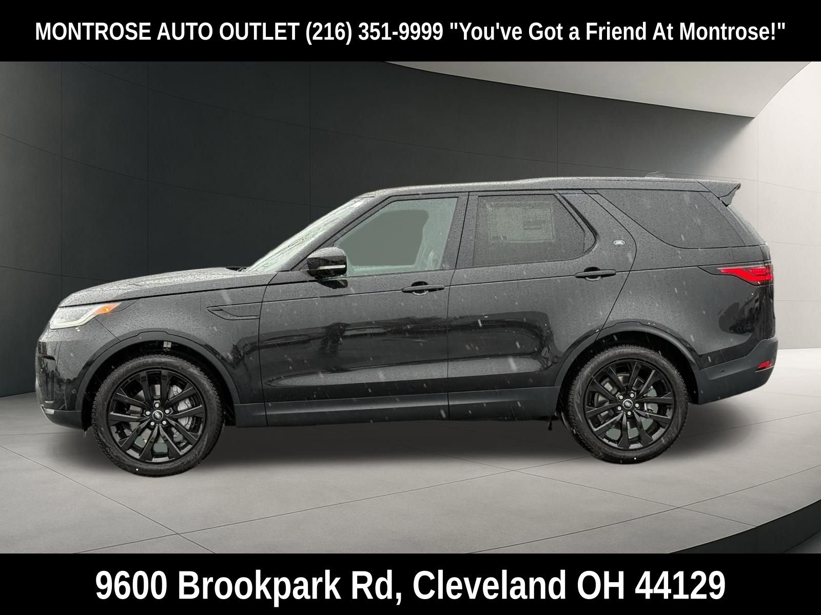 New 2026 Land Rover Discovery S AWD/4WD image 2