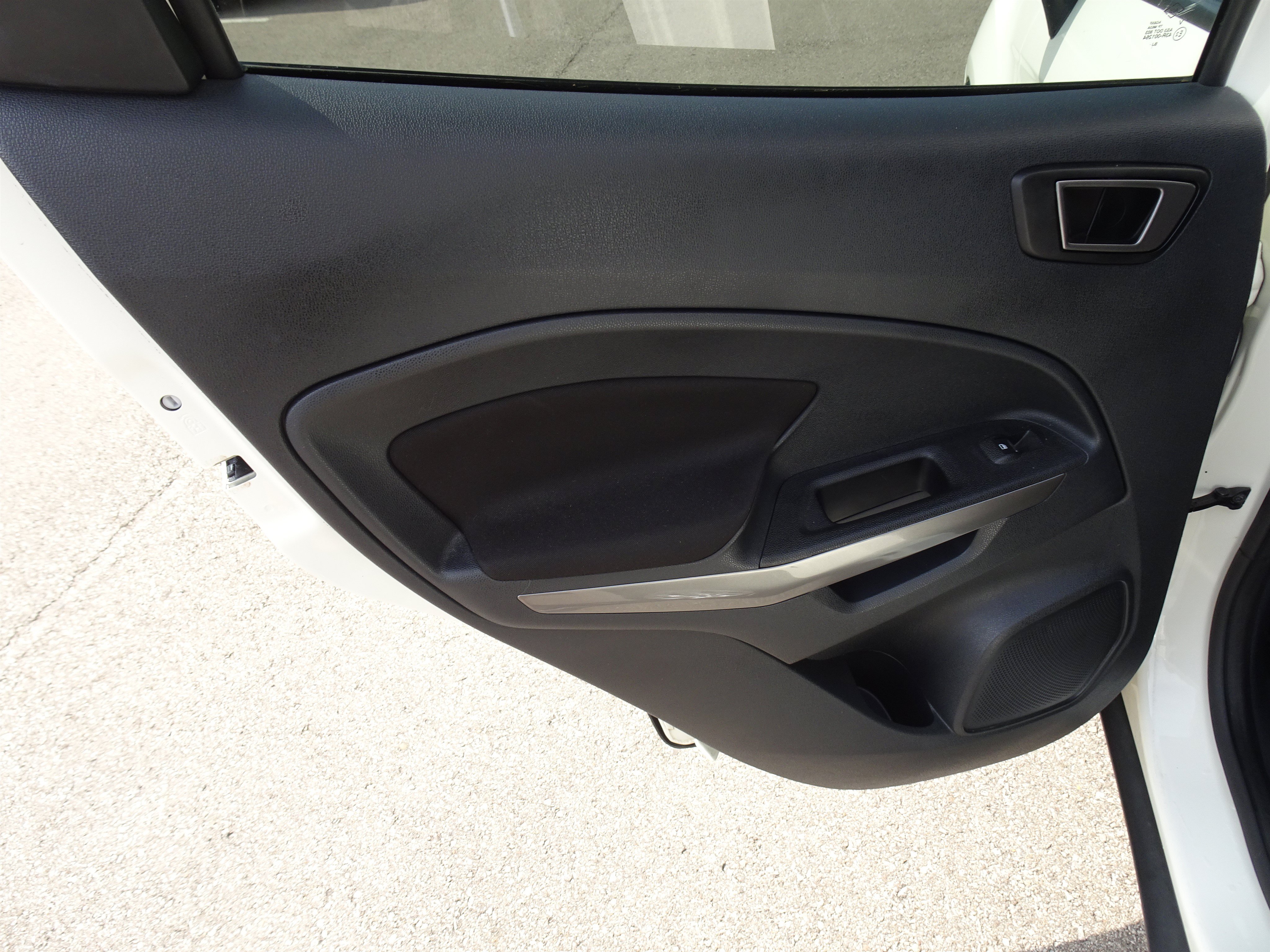 Used 2020 Ford EcoSport SE w/ SE Convenience Package FWD image 18