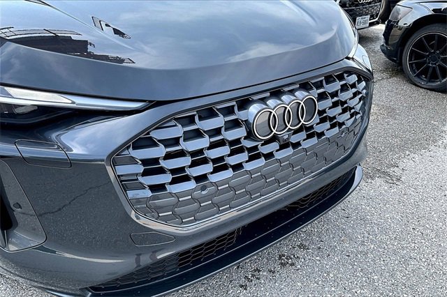 Used 2025 Audi Q5 Premium image 30