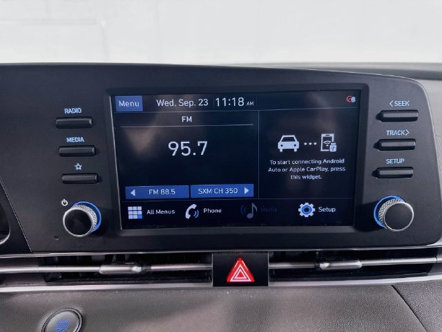 Certified 2021 Hyundai Elantra SEL FWD image 23