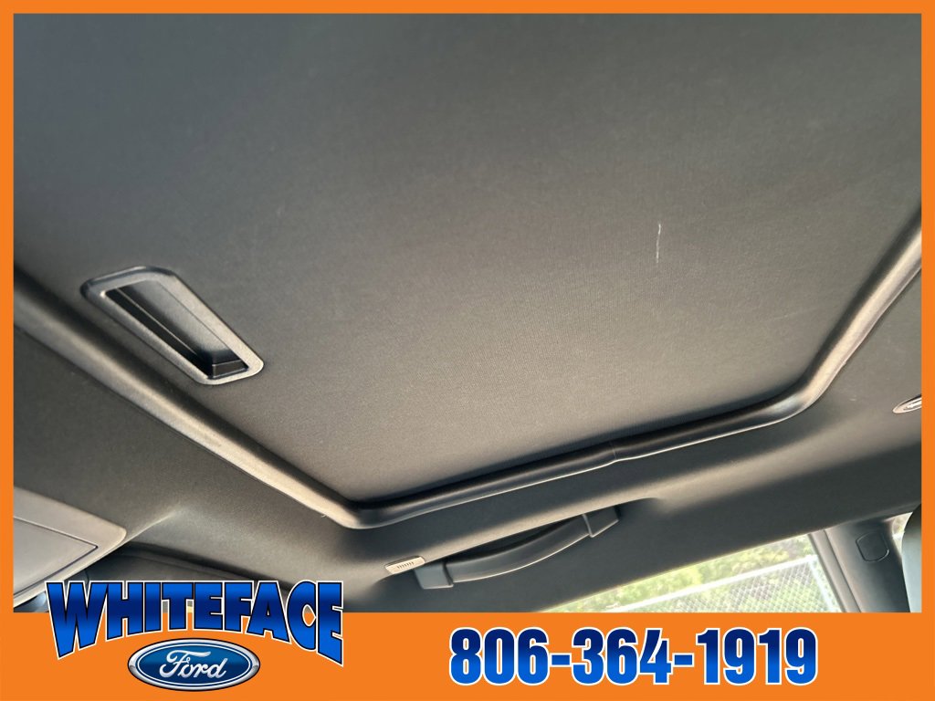 Used 2022 Dodge Challenger SXT w/ Plus Package image 32