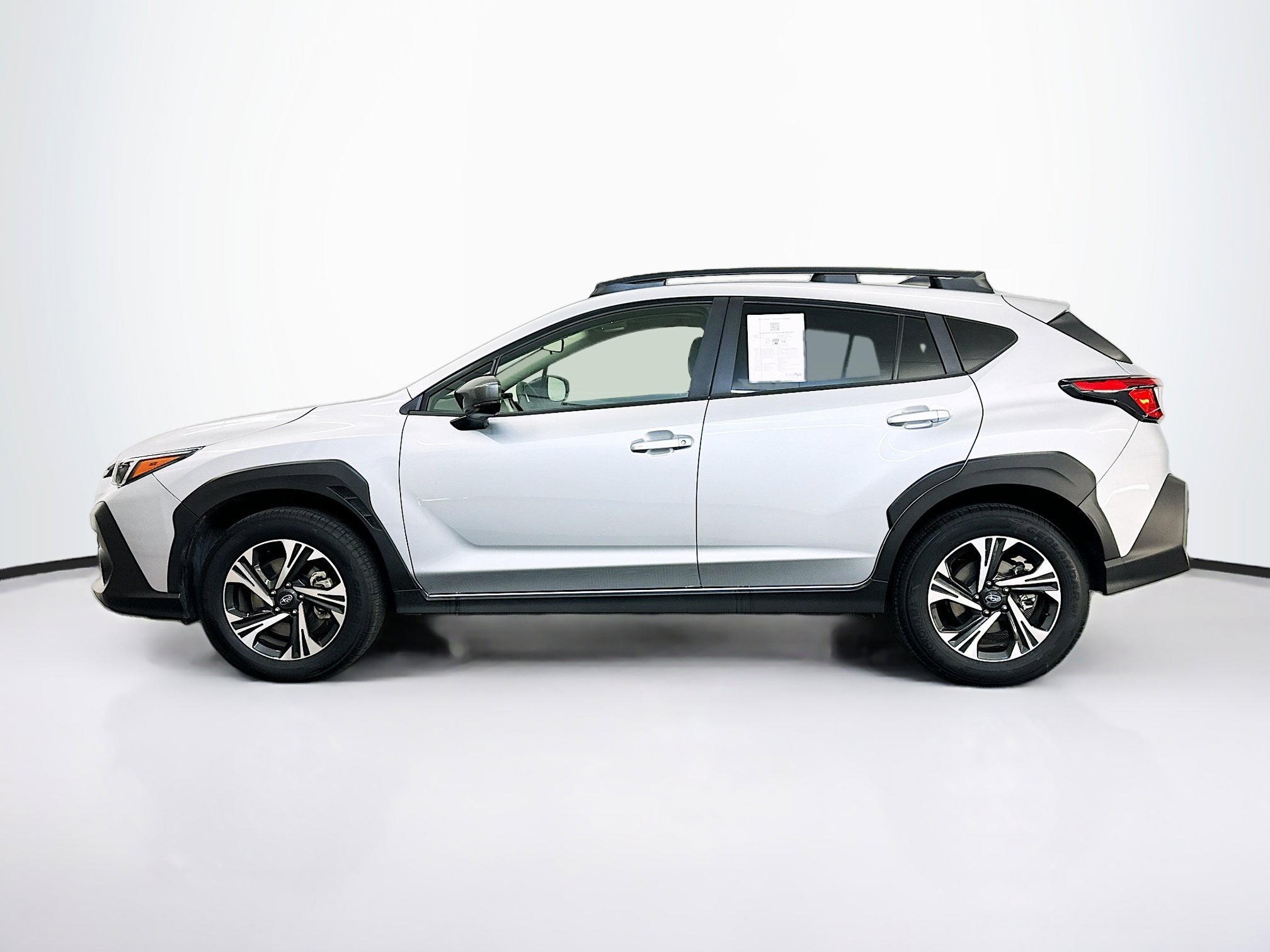 Used 2024 Subaru Crosstrek 2.0i Premium image 4