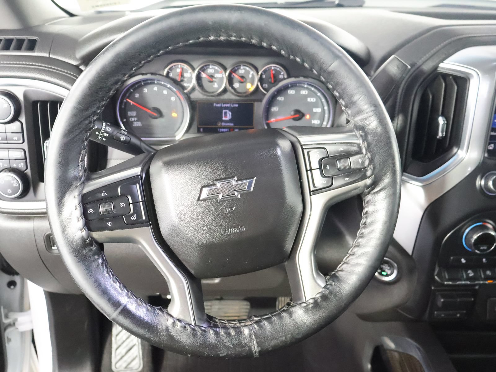 Used 2019 Chevrolet Silverado 1500 RST AWD/4WD image 34