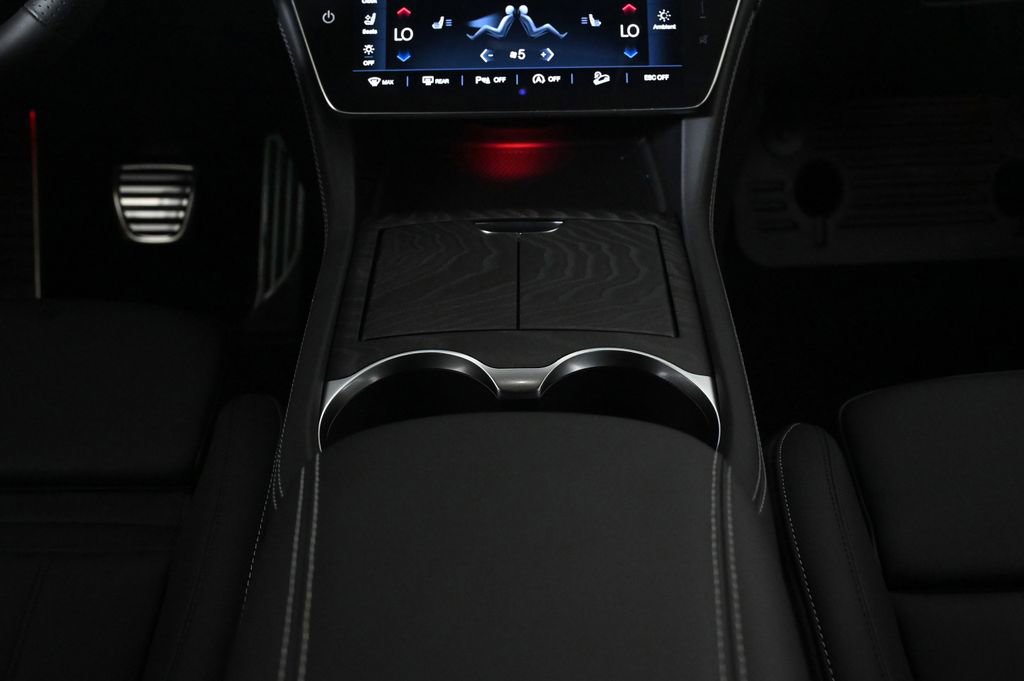 New 2025 Maserati Grecale Modena image 13