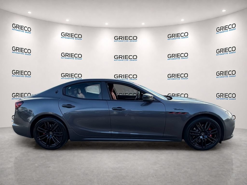 Used 2022 Maserati Ghibli Modena RWD image 8